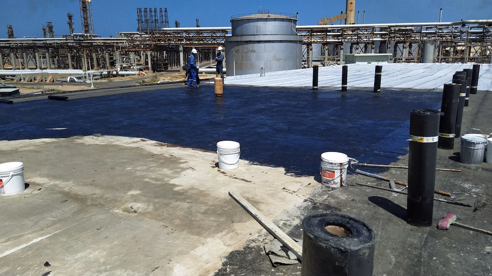 Remodelación de tanque petrolero